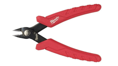 Cleste cap inclinat Milwaukee | Taiere precisa cabluri